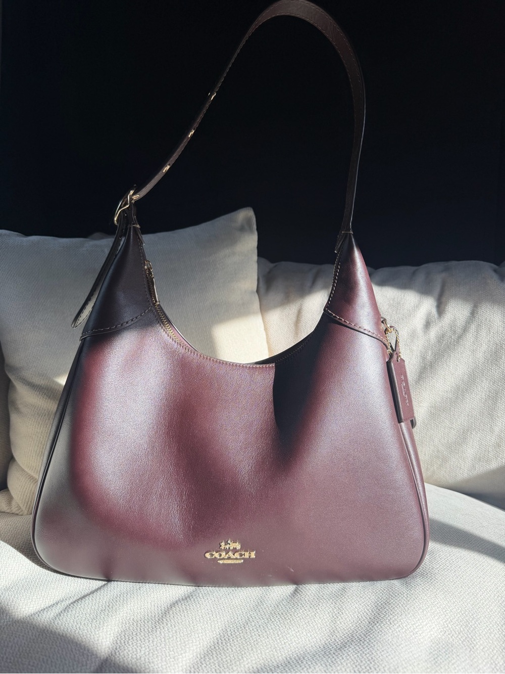 Coach Burgundy Leather Hobo Shoulder Bag with Gold Hardware